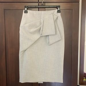 KAREN MILLEN gray pencil skirt size 2 (fits a 0) perfect condition